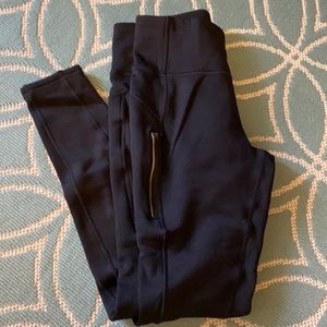 Athleta Rainier fleece leggings size S EUC